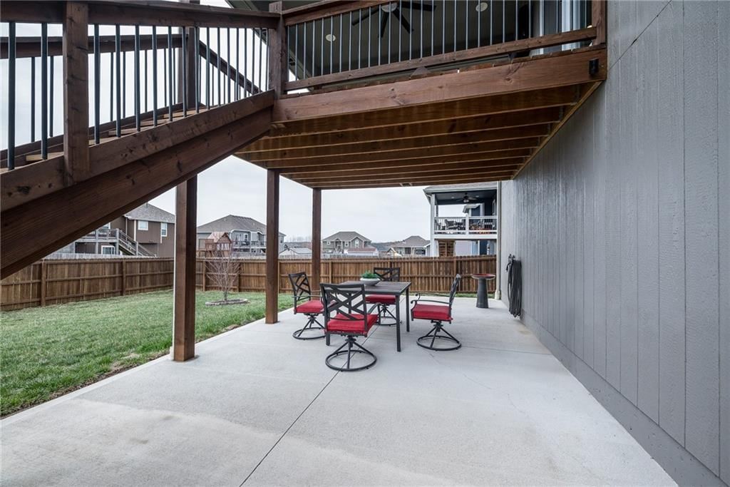 2710 E Locust Court — photo 27