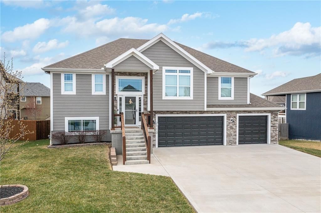 2710 E Locust Court — photo 28