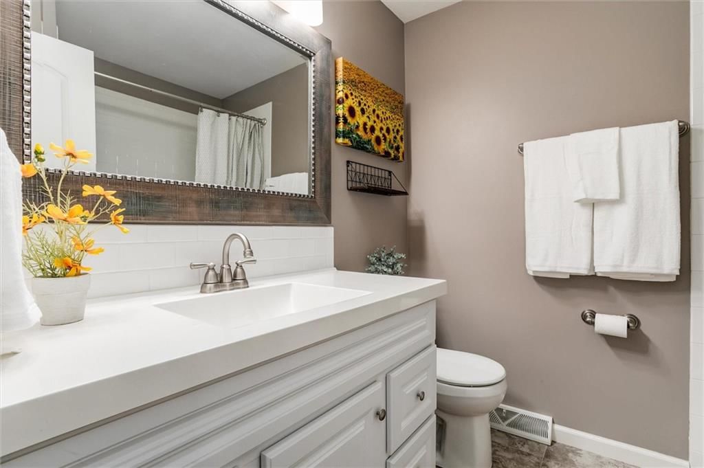 2206 N 68th Terrace — photo 11