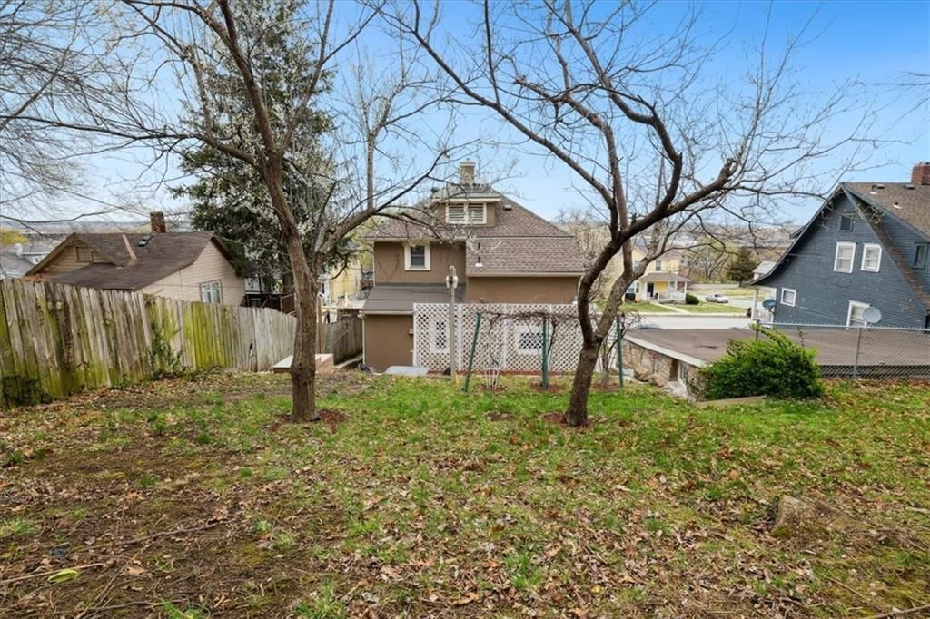 1243 Ruby Avenue — photo 25