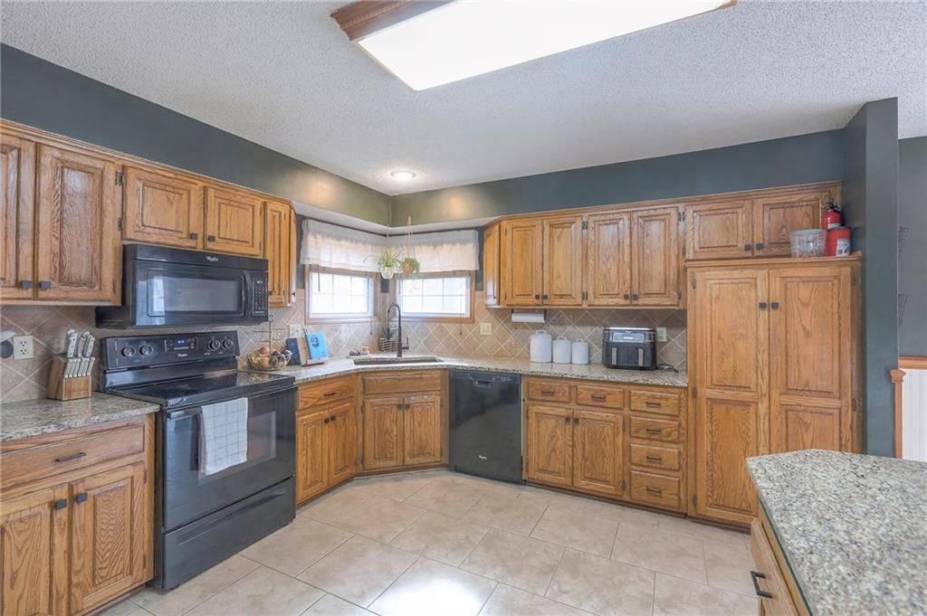 2309 NE SPRINGBROOK Street — photo 13