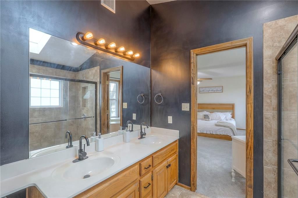 2309 NE SPRINGBROOK Street — photo 29