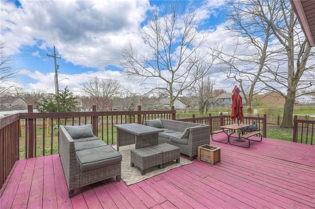 2309 NE SPRINGBROOK Street — photo 35