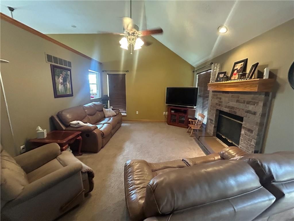 513 Fountain Hills Drive — photo 7