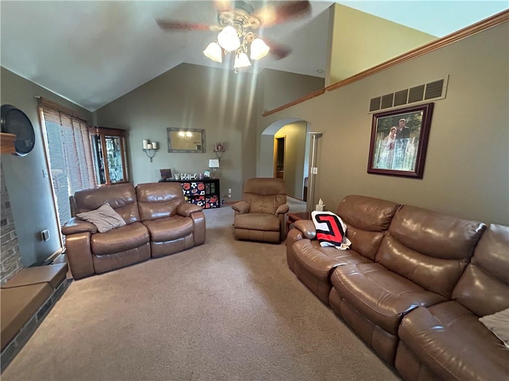513 Fountain Hills Drive — photo 8