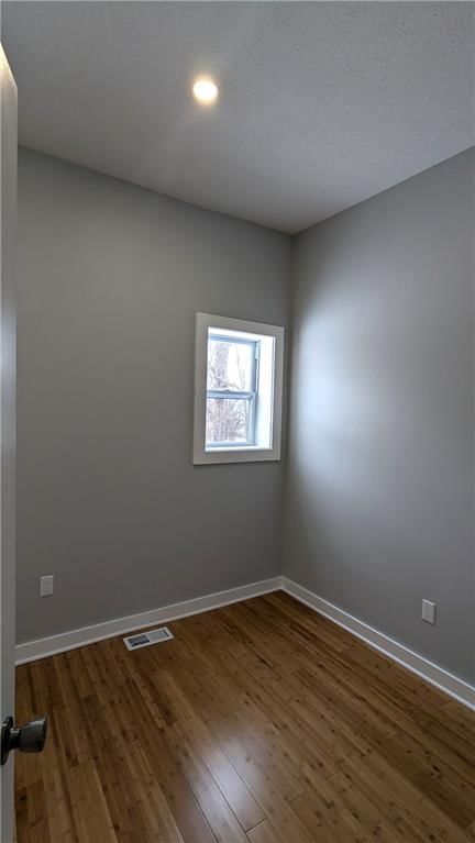 2315 Olive Street — photo 30