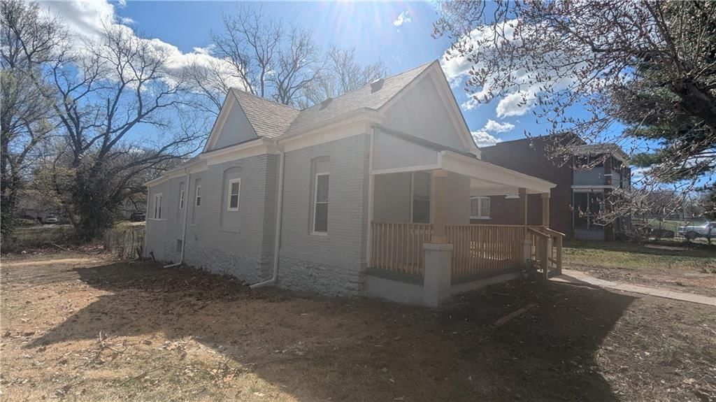 2315 Olive Street — photo 46