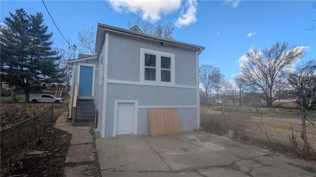 2315 Olive Street — photo 47
