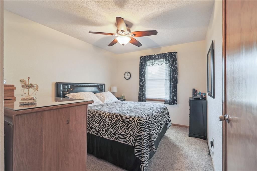 211 Dawn Avenue — photo 18