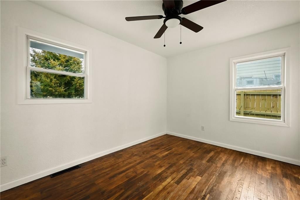 2918 S 26th Street — photo 17