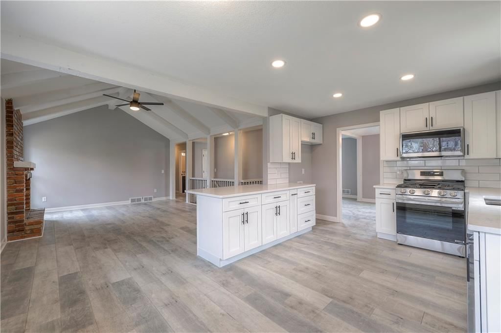 102 London Way — photo 13