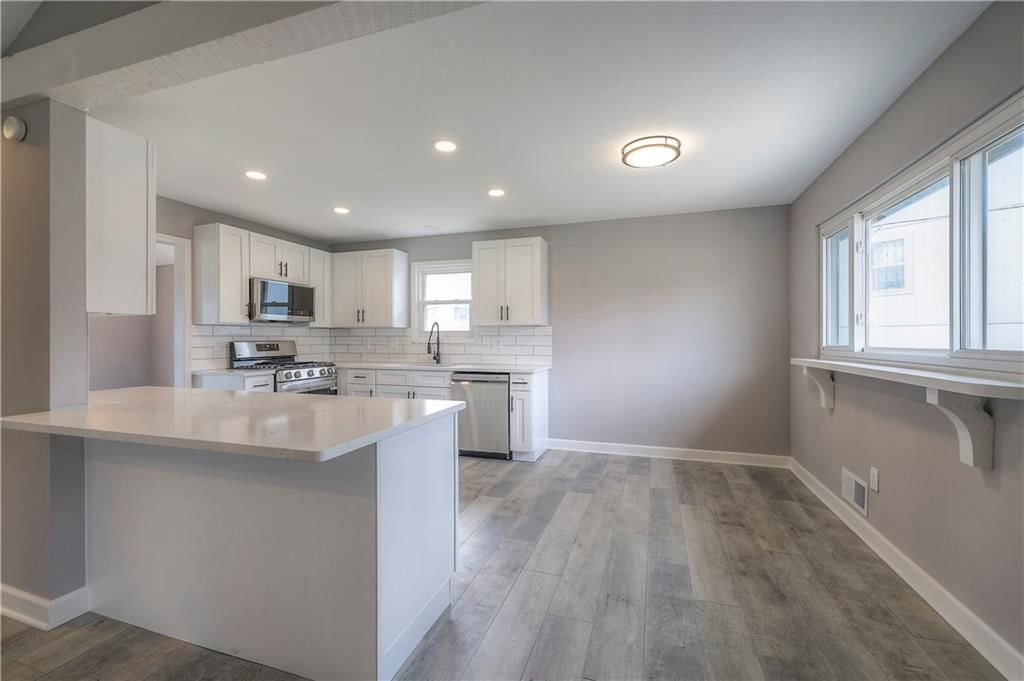 102 London Way — photo 14
