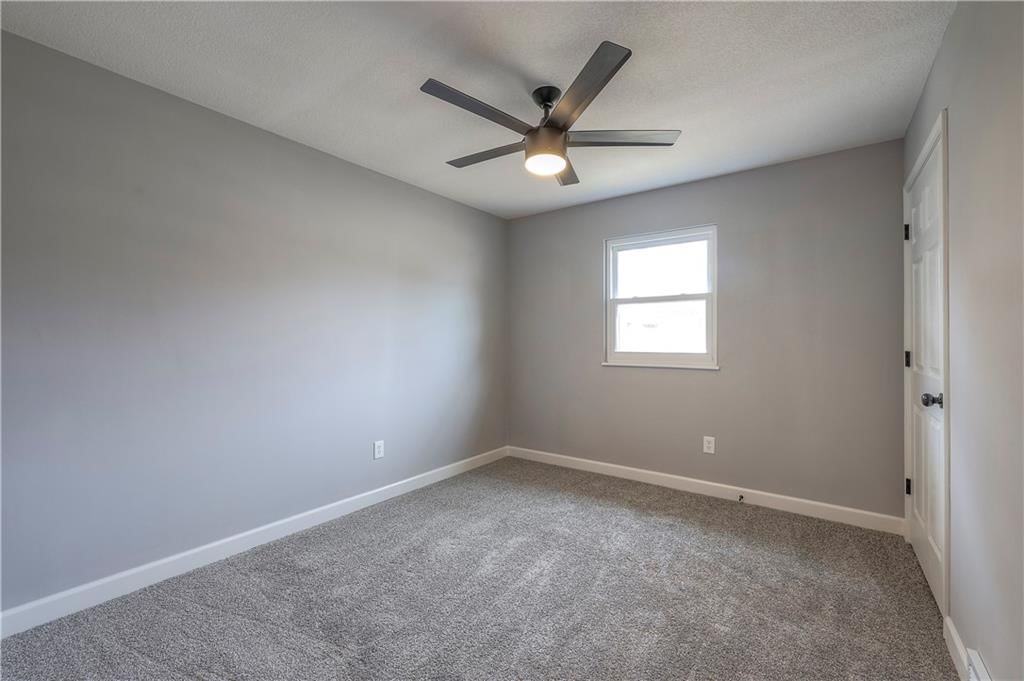 102 London Way — photo 19