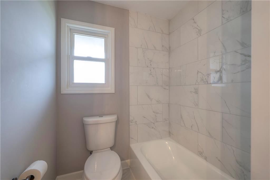 102 London Way — photo 22