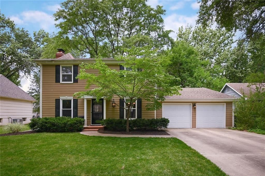 10312 Lamar Avenue, Overland Park, KS