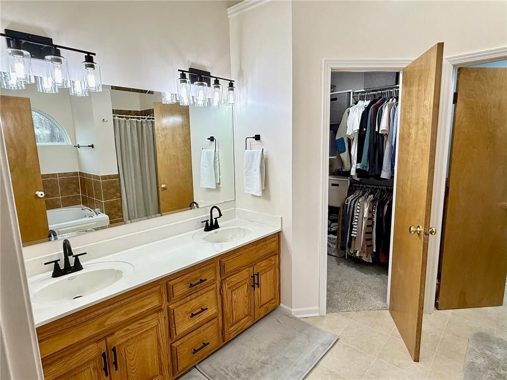 5165 Lakecrest Drive — photo 17