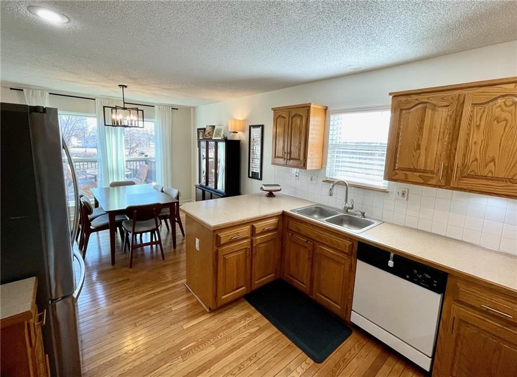 5165 Lakecrest Drive — photo 10