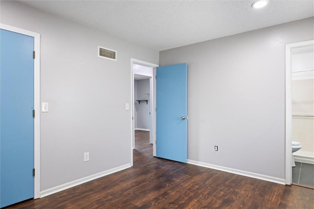 8005 Sunset Circle — photo 8