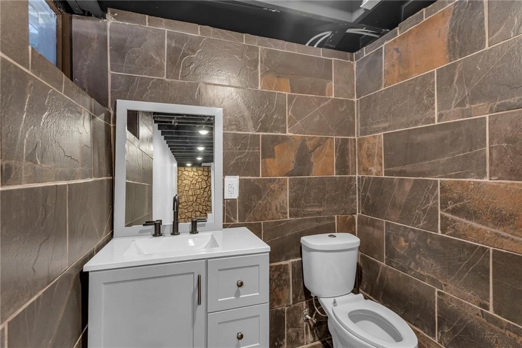 12115 E 47th Terrace — photo 32