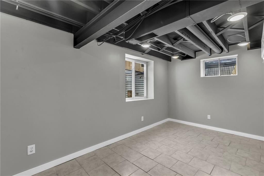 12115 E 47th Terrace — photo 36