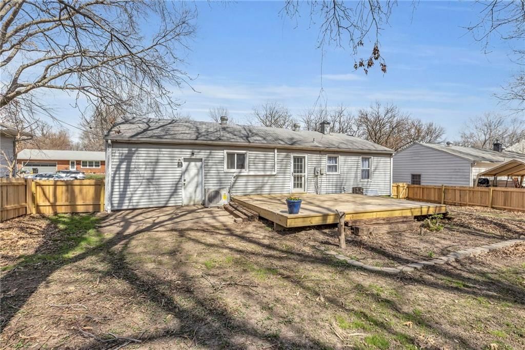 12115 E 47th Terrace — photo 41