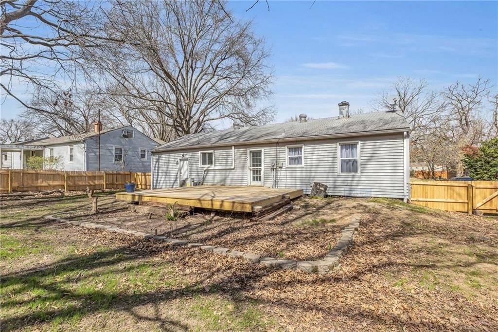 12115 E 47th Terrace — photo 42