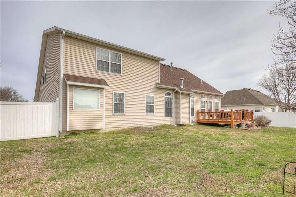 1102 Cedar Crest Drive — photo 43
