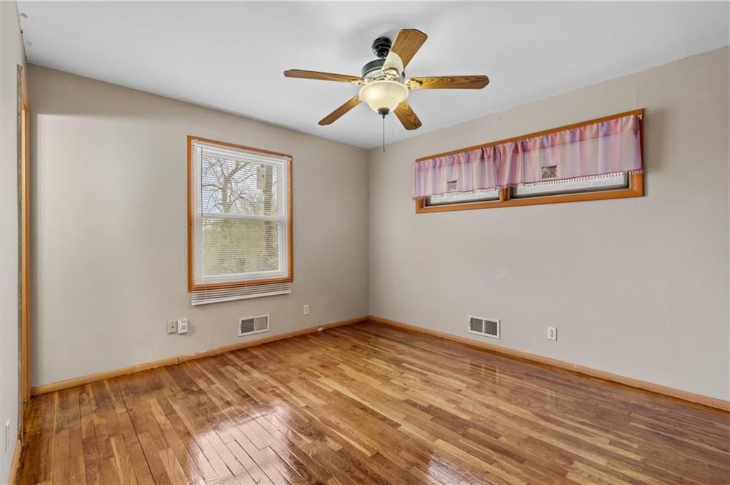 4221 Hardesty Avenue — photo 14