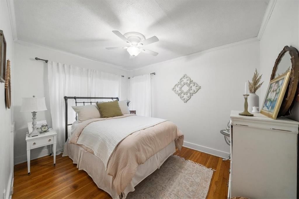 4920 Bell Street — photo 16