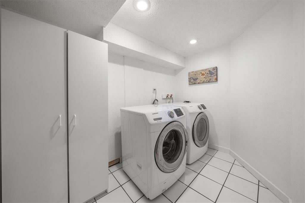 4920 Bell Street — photo 24