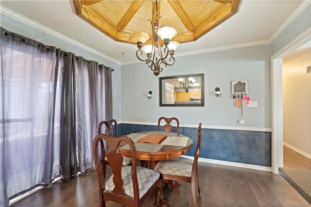 1208 W Huntington Drive — photo 7