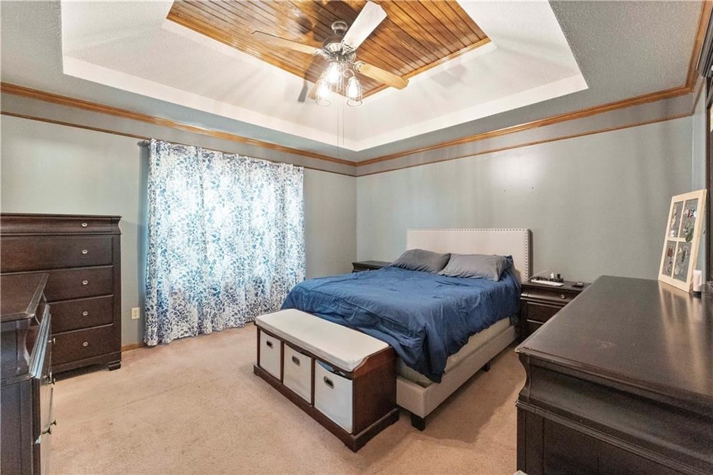 1208 W Huntington Drive — photo 9