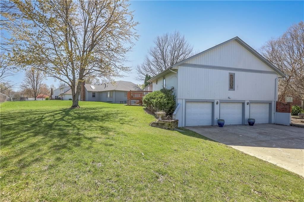 3300 SW Fleming Drive — photo 31