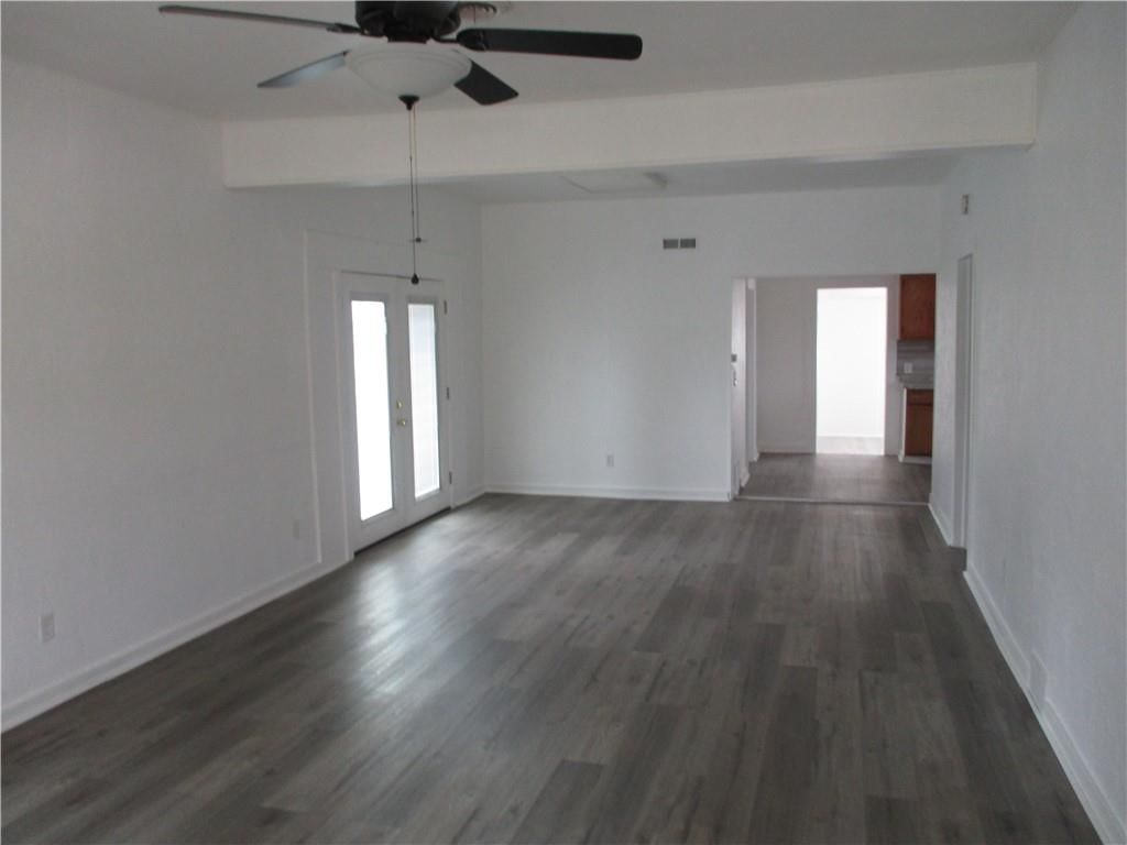 309 Carr Street — photo 6