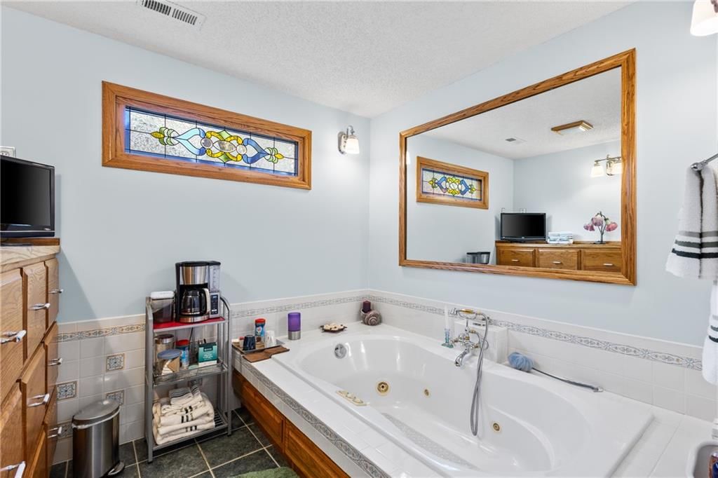 4012 NE Brooktree Lane — photo 25