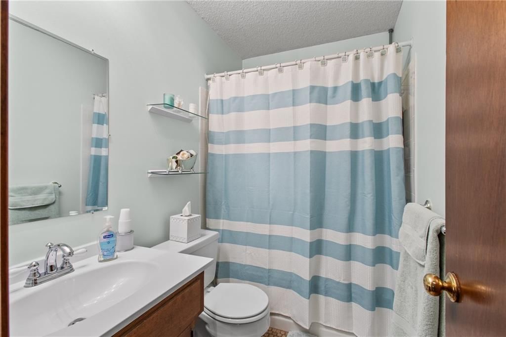 4012 NE Brooktree Lane — photo 27
