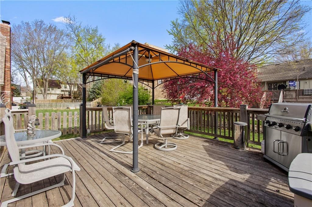 4012 NE Brooktree Lane — photo 35