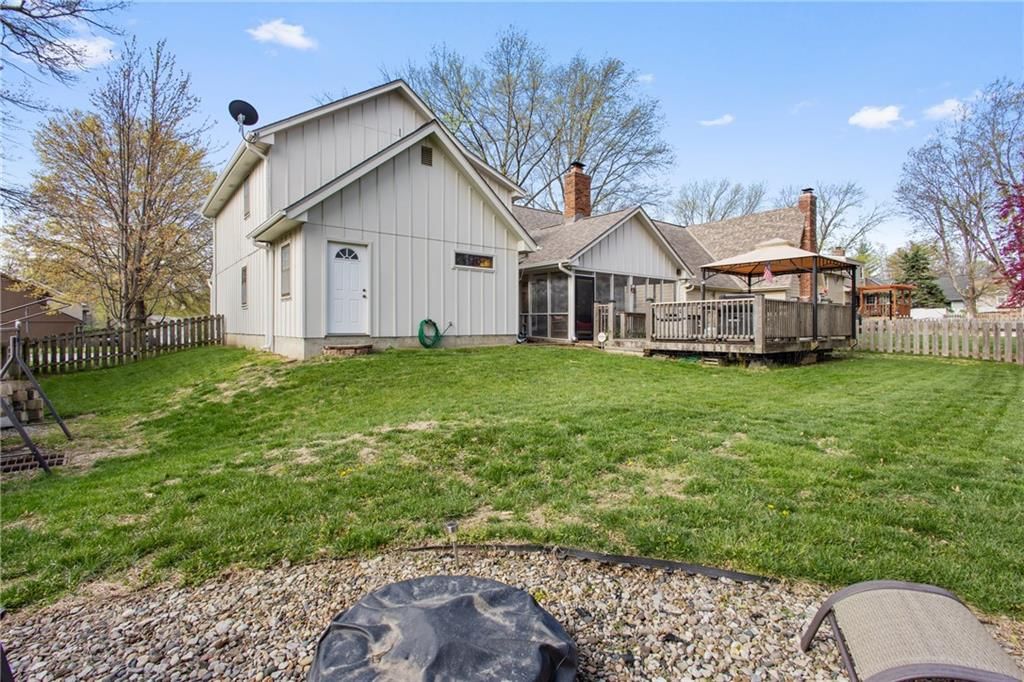 4012 NE Brooktree Lane — photo 38