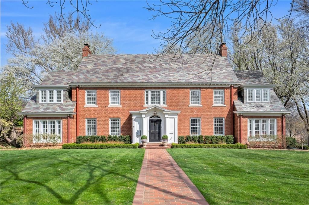 800 W 57 Terrace, Kansas City, MO