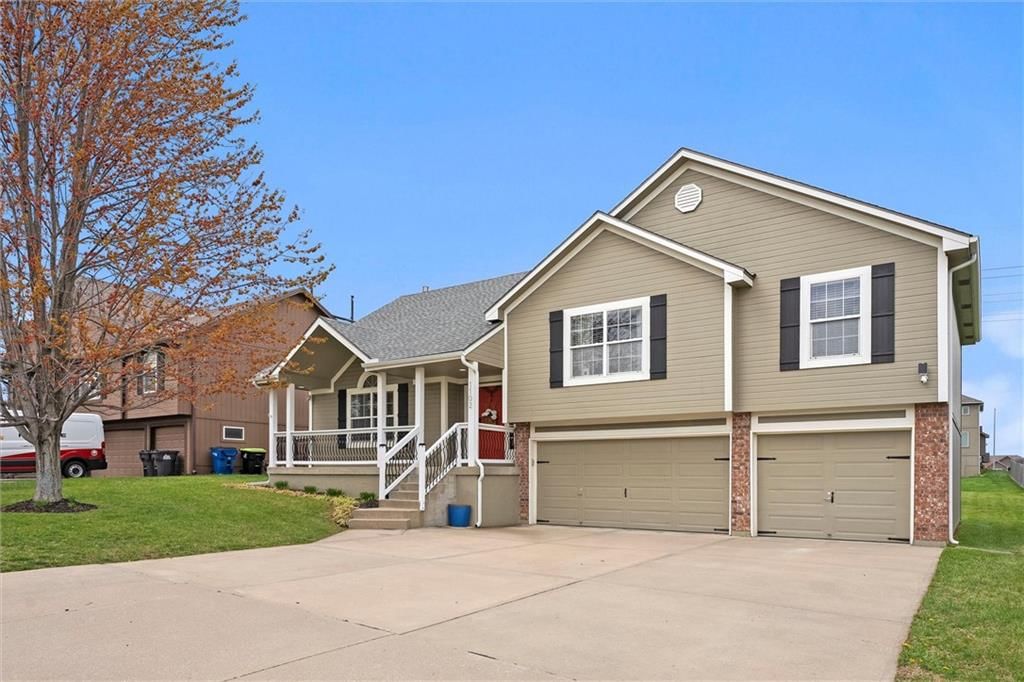 1102 Persimmon Drive — photo 3