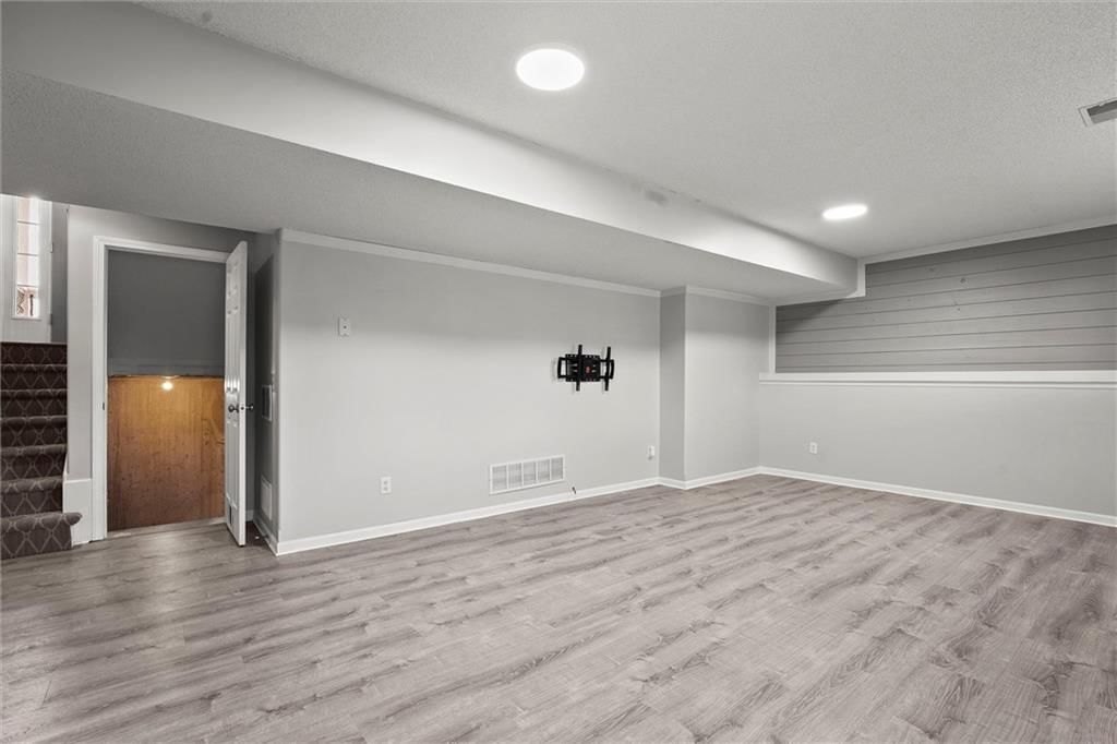 1102 Persimmon Drive — photo 27