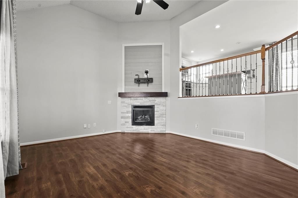 1102 Persimmon Drive — photo 5