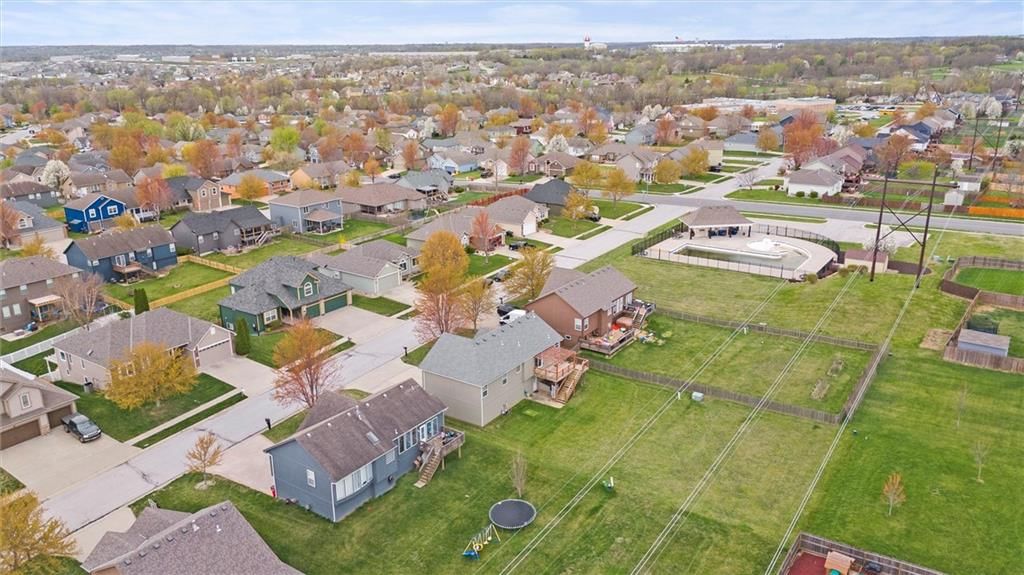 1102 Persimmon Drive — photo 42
