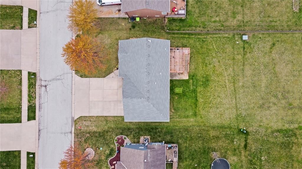 1102 Persimmon Drive — photo 44