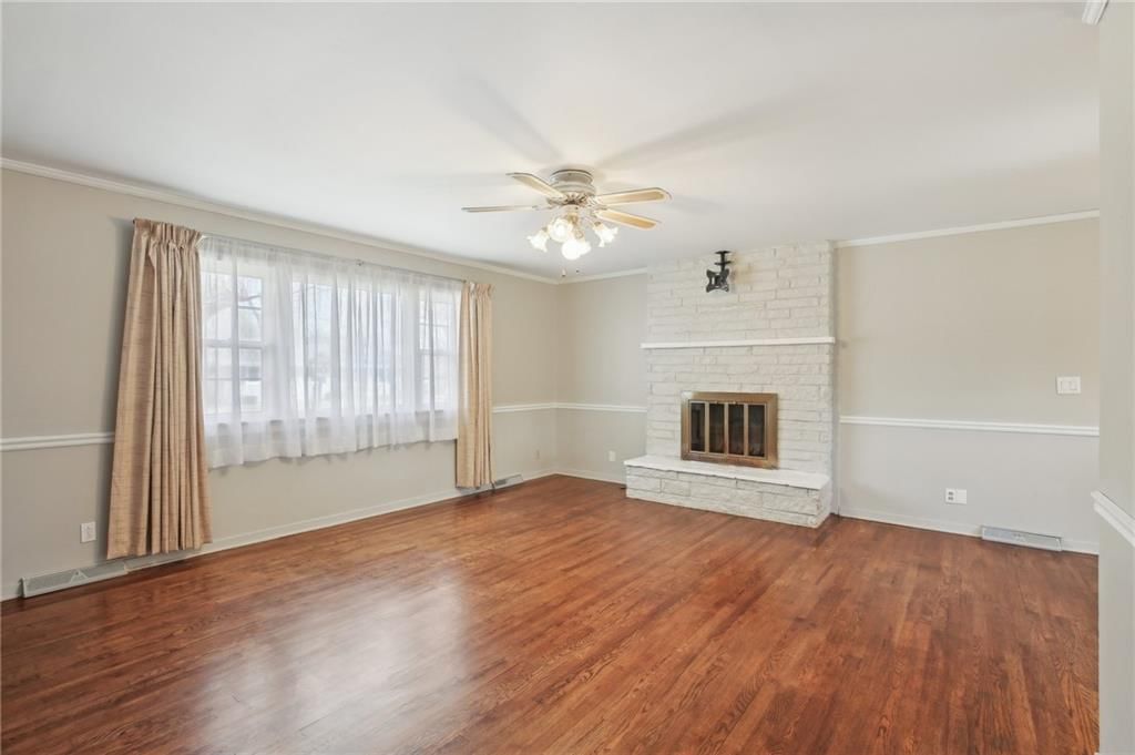 706 E Clark Street — photo 11