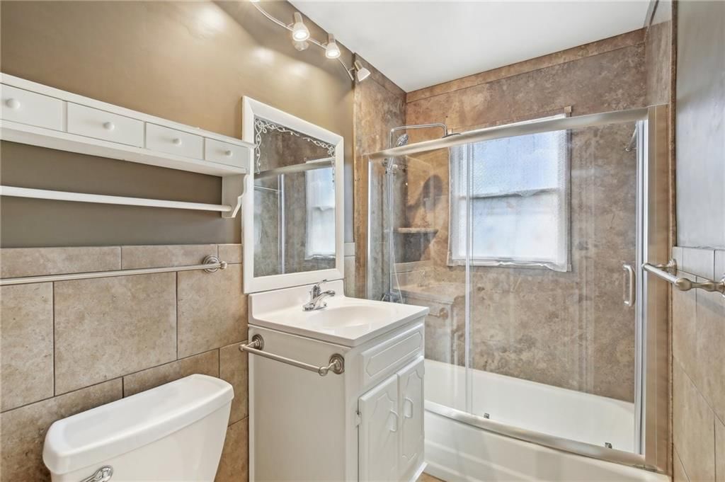 706 E Clark Street — photo 22