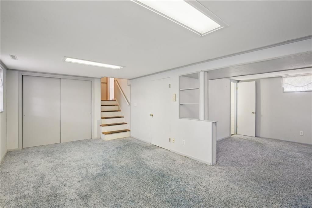706 E Clark Street — photo 31