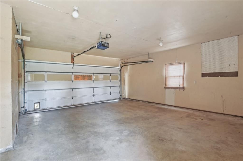 706 E Clark Street — photo 38