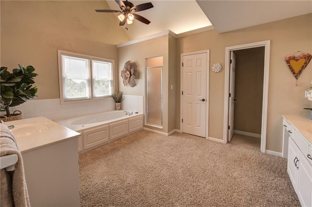 1405 NE Piedmont Drive — photo 28