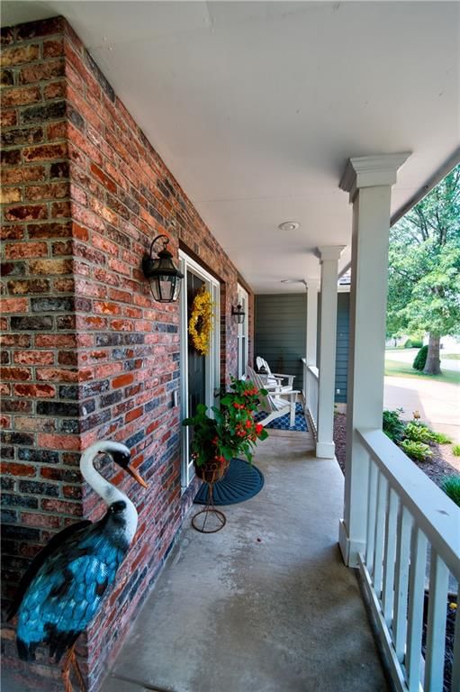 1405 NE Piedmont Drive — photo 6